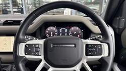 2023 (73) LAND ROVER DEFENDER 3.0 D300 X-Dynamic S 110 5dr Auto 5159753