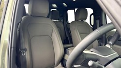 2023 (73) LAND ROVER DEFENDER 3.0 D300 X-Dynamic S 110 5dr Auto 5159752