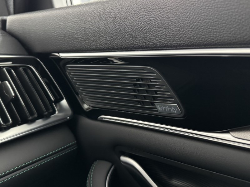  BYD SEAL U 1.5 DM-i Boost 5dr Auto 5020026