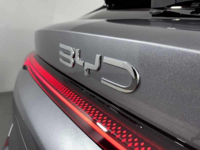  BYD SEAL U 1.5 DM-i Boost 5dr Auto 5020040