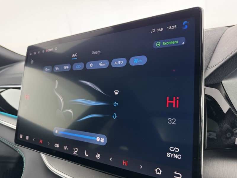  BYD SEAL U 1.5 DM-i Boost 5dr Auto 5020012