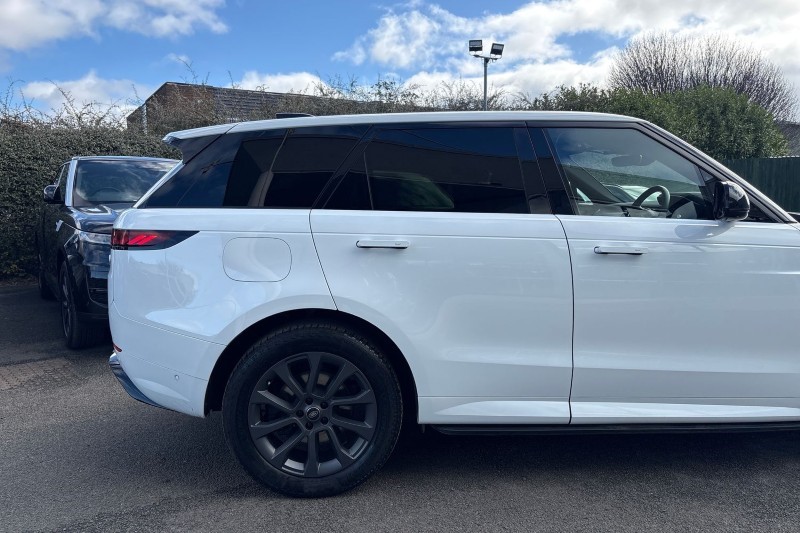 2023 (23) LAND ROVER RANGE ROVER SPORT 3.0 D300 Dynamic SE 5dr Auto 5175680