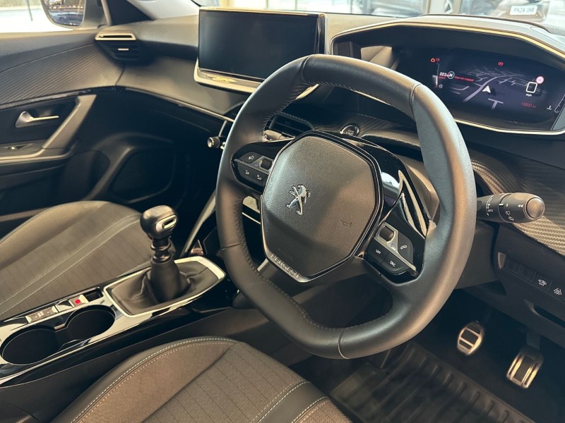 2022 (72) PEUGEOT 2008 1.5 BlueHDi 110 Allure Premium PLUS 5dr 3422779