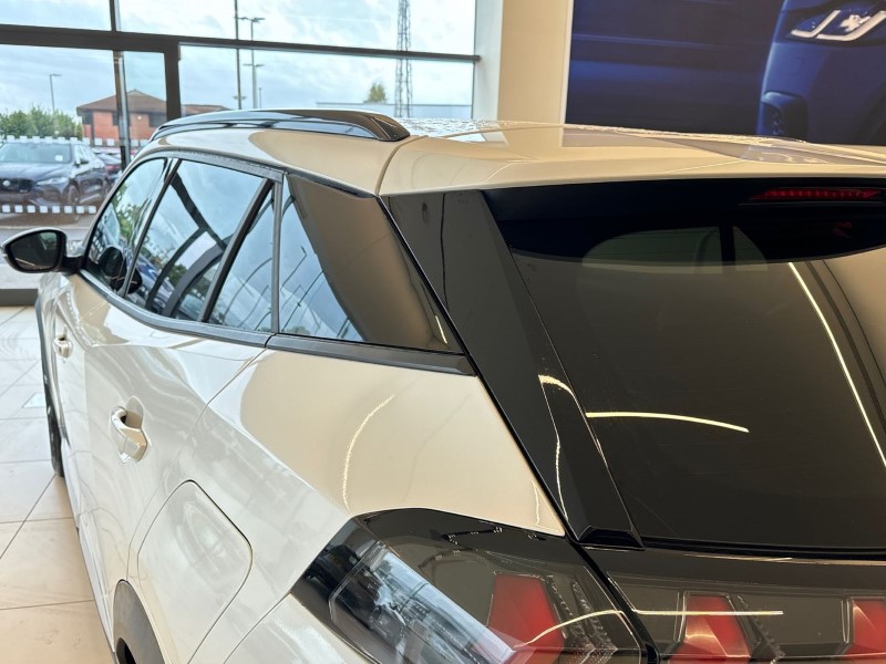 2022 (72) PEUGEOT 2008 1.5 BlueHDi 110 Allure Premium PLUS 5dr 3422796