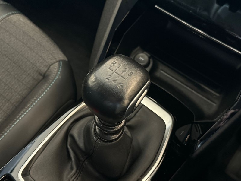 2022 (72) PEUGEOT 2008 1.5 BlueHDi 110 Allure Premium PLUS 5dr 3422790