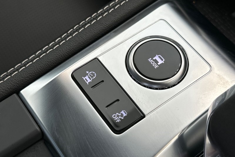 2024 (73) JAGUAR F-PACE 2.0 D200 R-Dynamic HSE Black 5dr Auto AWD 3420886