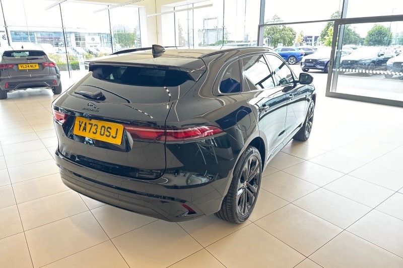 2024 (73) JAGUAR F-PACE 2.0 D200 R-Dynamic HSE Black 5dr Auto AWD 3420906