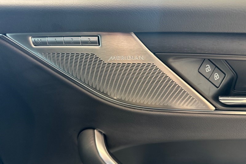 2024 (73) JAGUAR F-PACE 2.0 D200 R-Dynamic HSE Black 5dr Auto AWD 3420872