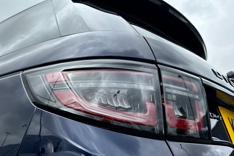 2023 (23) LAND ROVER DISCOVERY SPORT 2.0 D200 R-Dynamic HSE 5dr Auto 3424160