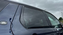 2023 (23) LAND ROVER DISCOVERY SPORT 2.0 D200 R-Dynamic HSE 5dr Auto 3424157