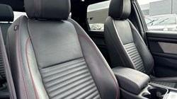 2023 (23) LAND ROVER DISCOVERY SPORT 2.0 D200 R-Dynamic HSE 5dr Auto 3424136