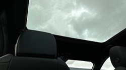 2023 (23) LAND ROVER DISCOVERY SPORT 2.0 D200 R-Dynamic HSE 5dr Auto 3424130