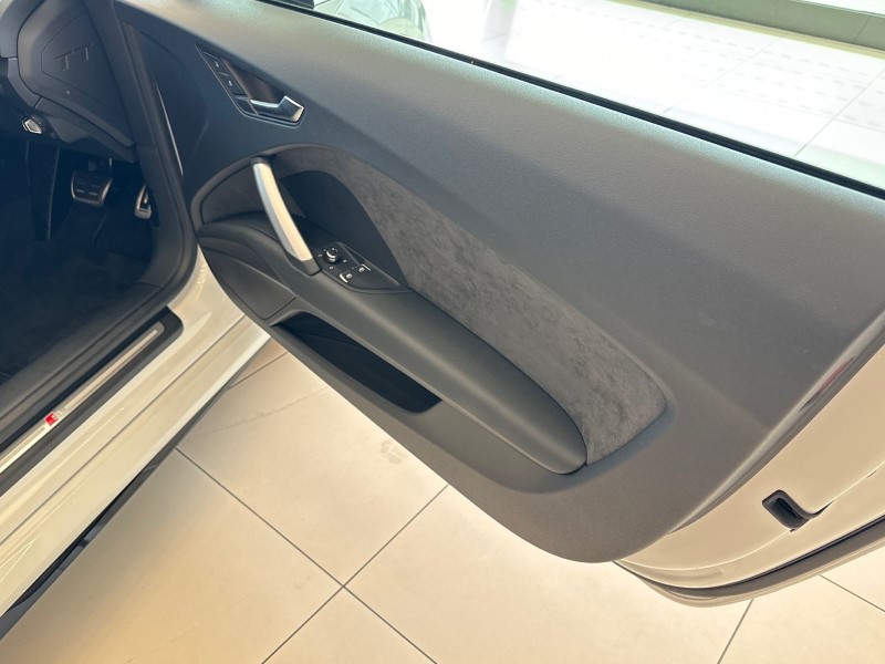 2023 (73) AUDI TT 40 TFSI Black Edition 2dr S Tronic 3456793