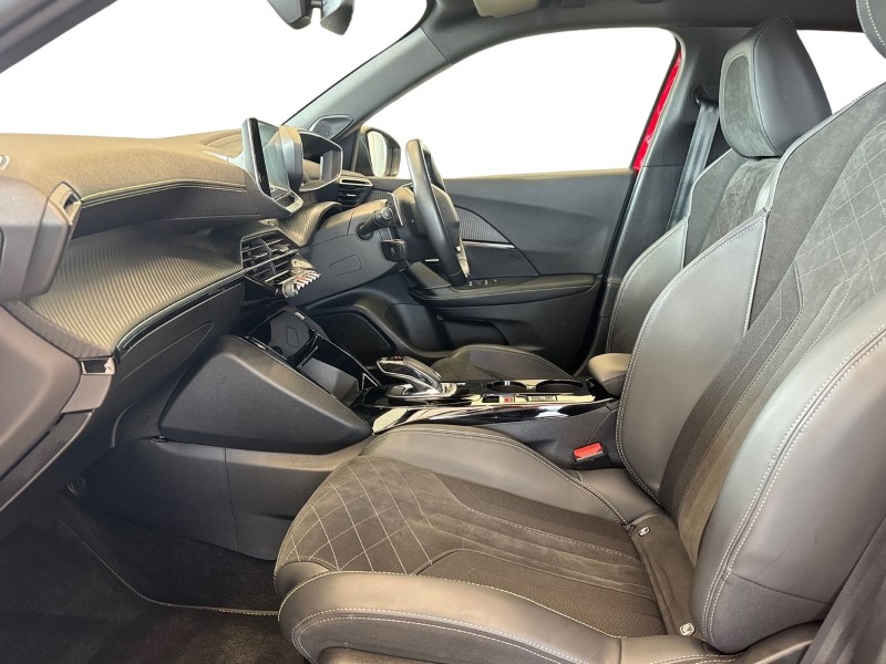 2021 (71) PEUGEOT 2008 1.2 PureTech 155 GT Premium 5dr EAT8 3456900