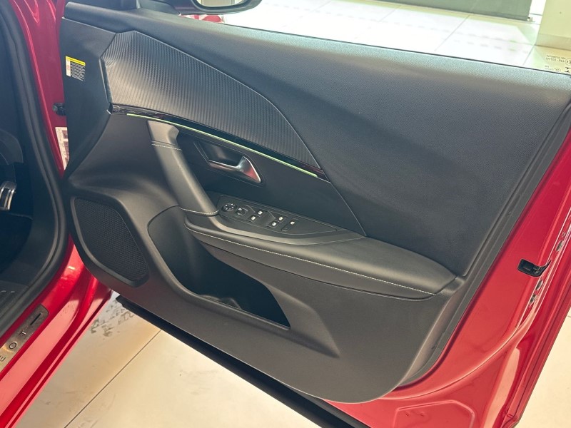 2021 (71) PEUGEOT 2008 1.2 PureTech 155 GT Premium 5dr EAT8 3456907