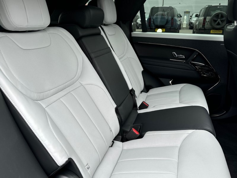 2023 (23) LAND ROVER RANGE ROVER SPORT 3.0 D300 Autobiography 5dr Auto 3460516