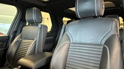 2020 (20) LAND ROVER DISCOVERY 3.0 SD6 HSE 5dr Auto 3451677