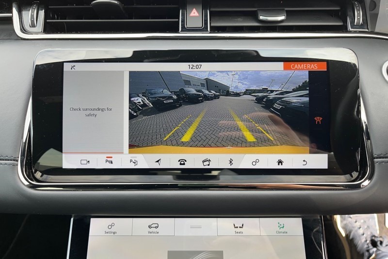 2020 (70) LAND ROVER RANGE ROVER EVOQUE 2.0 D180 R-Dynamic SE 5dr Auto 3439596