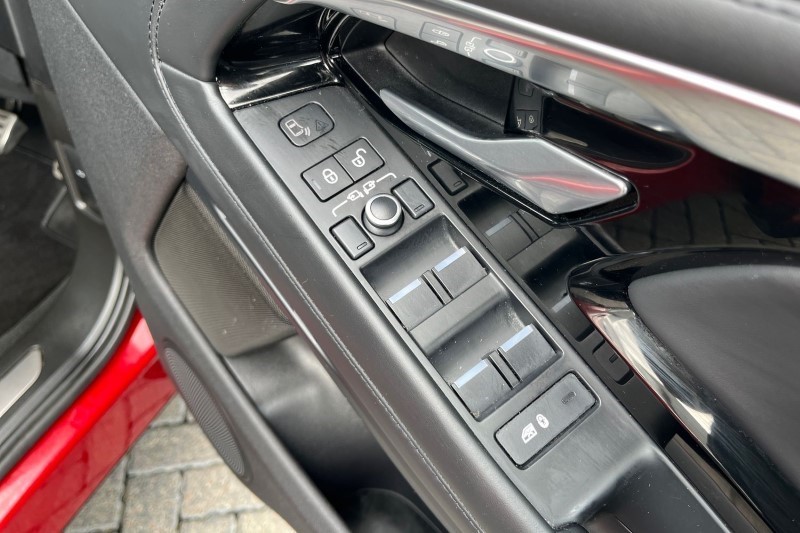 2020 (70) LAND ROVER RANGE ROVER EVOQUE 2.0 D180 R-Dynamic SE 5dr Auto 3439585