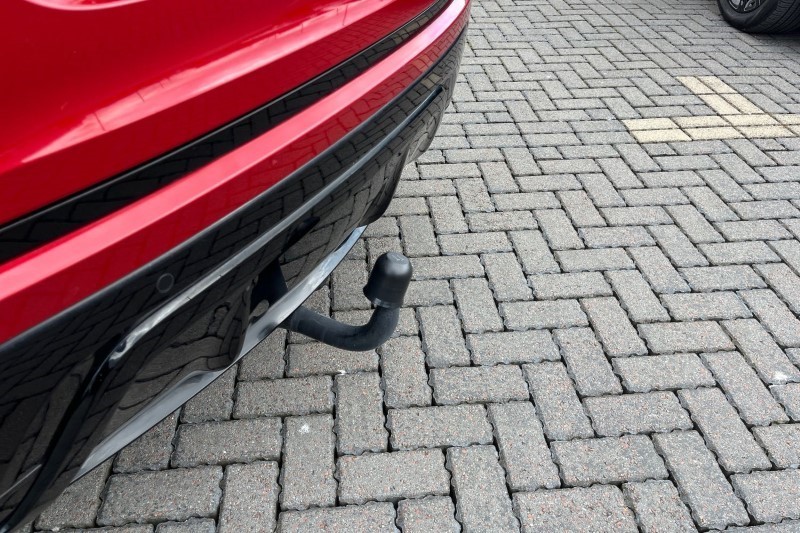 2020 (70) LAND ROVER RANGE ROVER EVOQUE 2.0 D180 R-Dynamic SE 5dr Auto 3439582