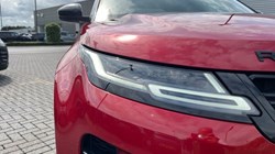 2020 (70) LAND ROVER RANGE ROVER EVOQUE 2.0 D180 R-Dynamic SE 5dr Auto 3439609