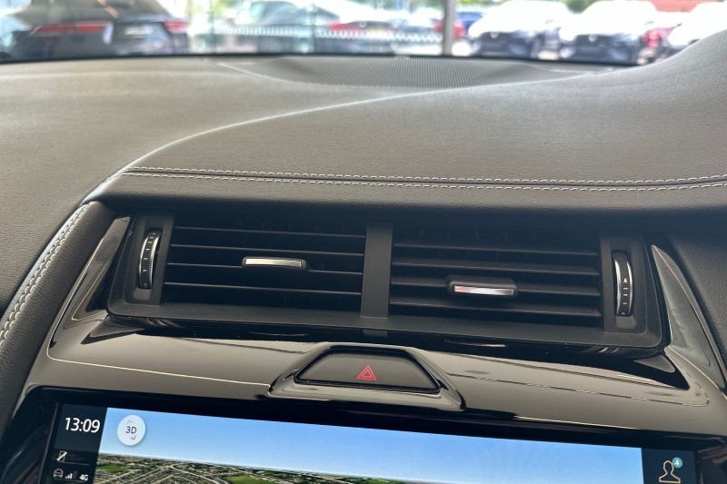 2021 (21) JAGUAR E-PACE 2.0 D200 R-Dynamic HSE 5dr Auto 3480110