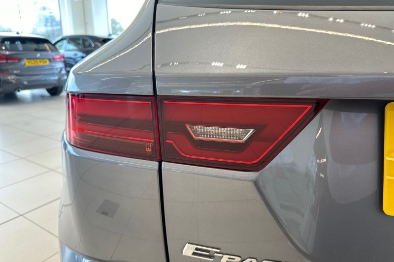 2021 (21) JAGUAR E-PACE 2.0 D200 R-Dynamic HSE 5dr Auto 3480117