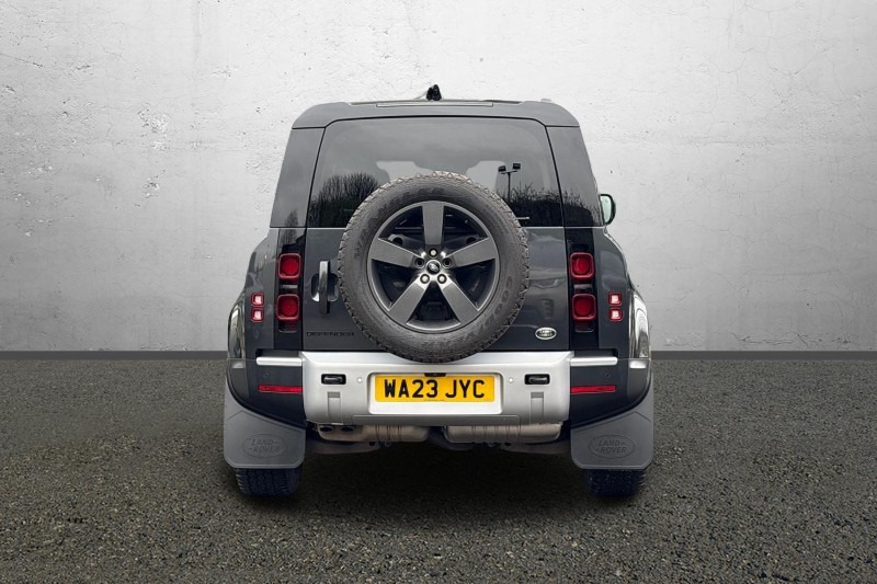 2023 (23) LAND ROVER DEFENDER 3.0 D300 HSE 110 5dr Auto 5146908
