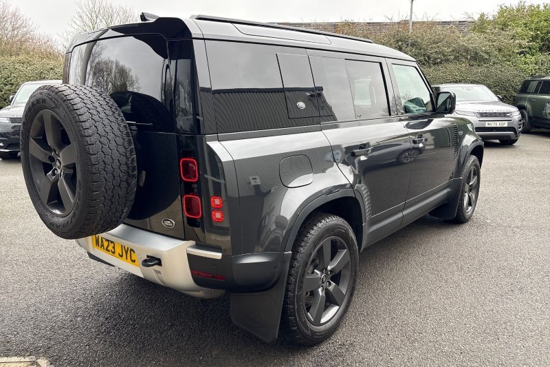 2023 (23) LAND ROVER DEFENDER 3.0 D300 HSE 110 5dr Auto 5146953