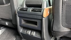2023 (23) LAND ROVER DEFENDER 3.0 D300 HSE 110 5dr Auto 5577740