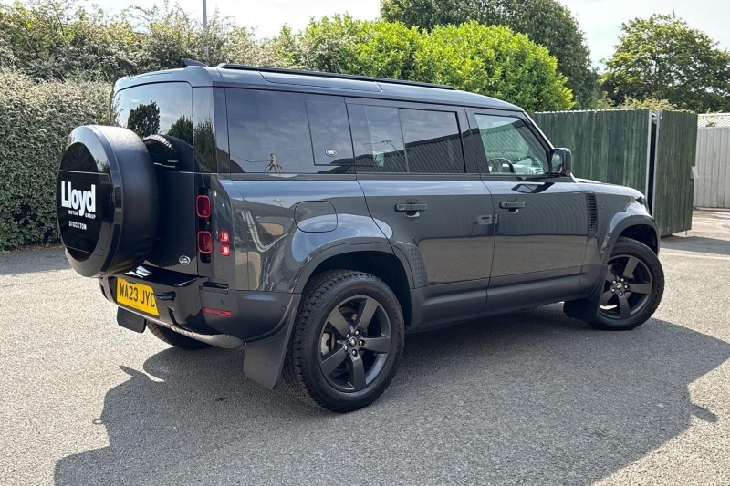 2023 (23) LAND ROVER DEFENDER 3.0 D300 HSE 110 5dr Auto 5577773