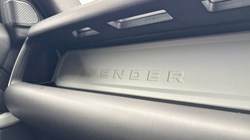 2023 (23) LAND ROVER DEFENDER 3.0 D300 HSE 110 5dr Auto 5146958