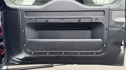 2023 (23) LAND ROVER DEFENDER 3.0 D300 HSE 110 5dr Auto 5146946