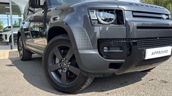 2023 (23) LAND ROVER DEFENDER 3.0 D300 HSE 110 5dr Auto 5577764