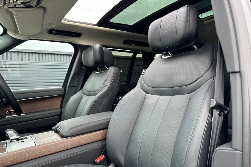 2024 (24) LAND ROVER RANGE ROVER 3.0 D350 Autobiography 4dr Auto 3448901