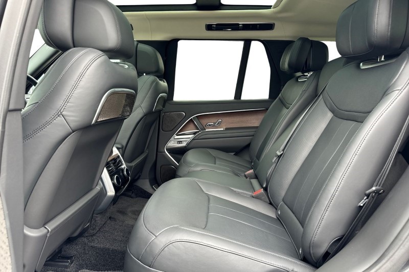 2024 (24) LAND ROVER RANGE ROVER 3.0 D350 Autobiography 4dr Auto 3448873