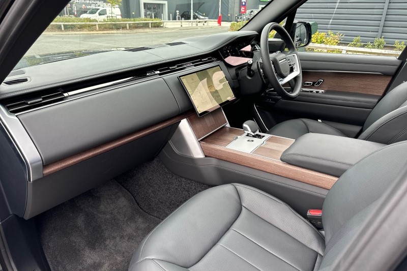 2024 (24) LAND ROVER RANGE ROVER 3.0 D350 Autobiography 4dr Auto 3448902