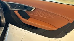 2020 (70) JAGUAR F-TYPE 5.0 P450 Supercharged V8 R-Dynamic 2dr Auto 3492471