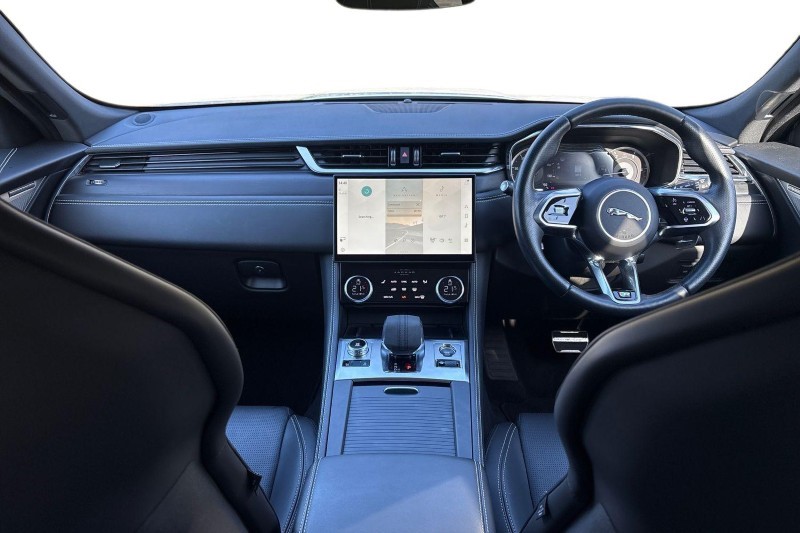 2023 (23) JAGUAR F-PACE 2.0 D200 R-Dynamic Black 5dr Auto AWD 5129514