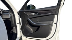 2023 (23) JAGUAR F-PACE 2.0 D200 R-Dynamic Black 5dr Auto AWD 5129527