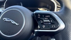 2023 (23) JAGUAR F-PACE 2.0 D200 R-Dynamic Black 5dr Auto AWD 5129534