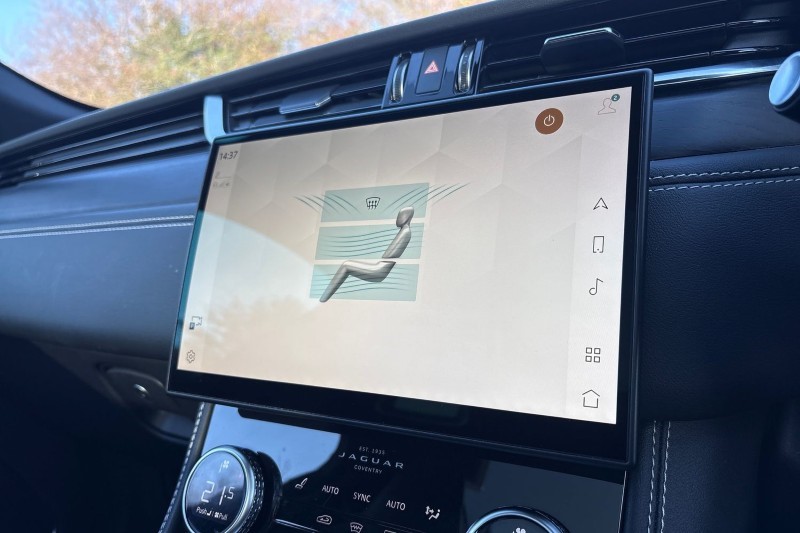 2023 (23) JAGUAR F-PACE 2.0 D200 R-Dynamic Black 5dr Auto AWD 5129539