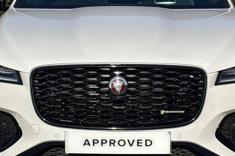 2023 (23) JAGUAR F-PACE 2.0 D200 R-Dynamic Black 5dr Auto AWD 5129551