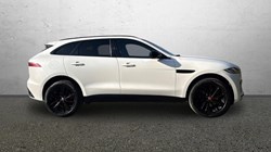 2023 (23) JAGUAR F-PACE 2.0 D200 R-Dynamic Black 5dr Auto AWD 5129510