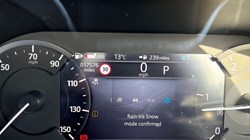 2023 (23) JAGUAR F-PACE 2.0 D200 R-Dynamic Black 5dr Auto AWD 5129540