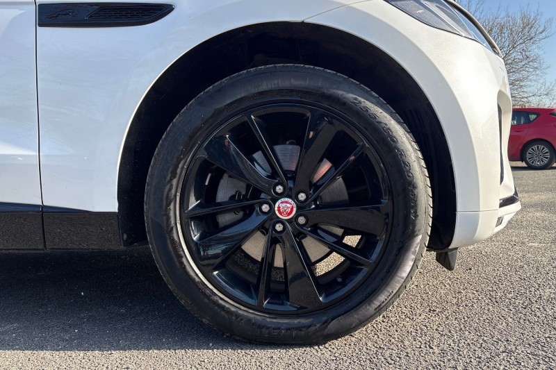 2023 (23) JAGUAR F-PACE 2.0 D200 R-Dynamic Black 5dr Auto AWD 5129513