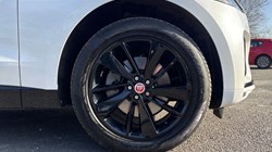 2023 (23) JAGUAR F-PACE 2.0 D200 R-Dynamic Black 5dr Auto AWD 5129513