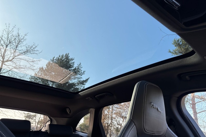 2023 (23) JAGUAR F-PACE 2.0 D200 R-Dynamic Black 5dr Auto AWD 5129526