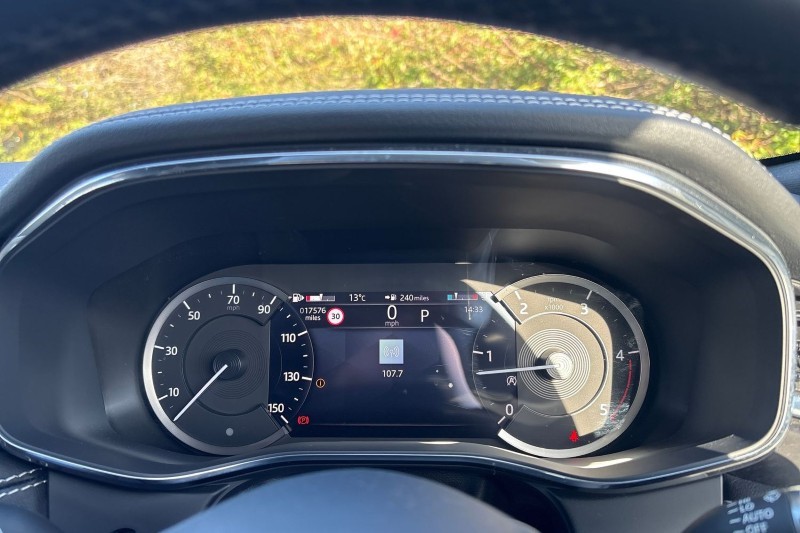 2023 (23) JAGUAR F-PACE 2.0 D200 R-Dynamic Black 5dr Auto AWD 5129521