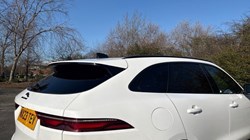 2023 (23) JAGUAR F-PACE 2.0 D200 R-Dynamic Black 5dr Auto AWD 5129559
